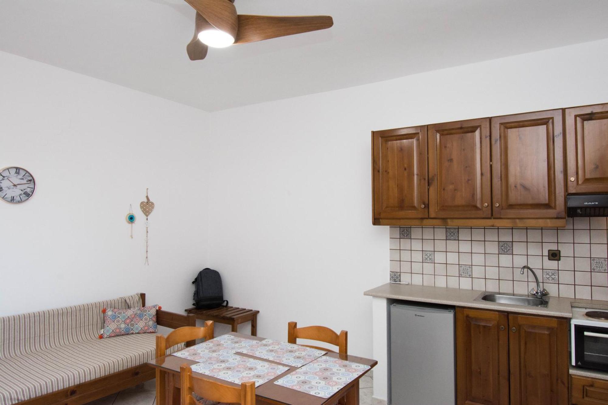 Rena Apartments Goúvai Ngoại thất bức ảnh